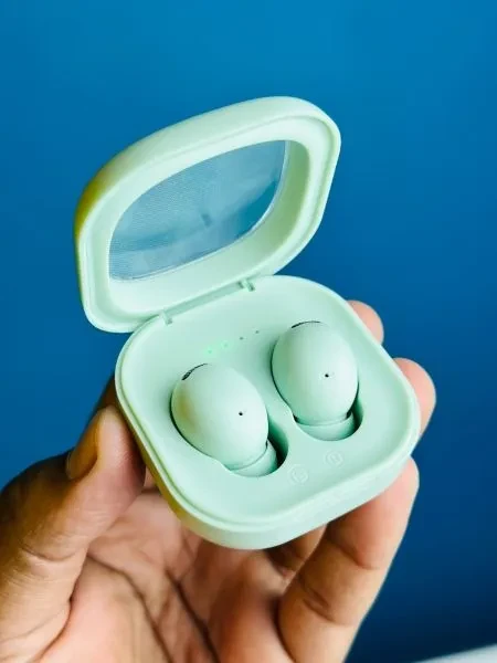 Vmex C9 Pro Wireless Earbuds-GreenColor